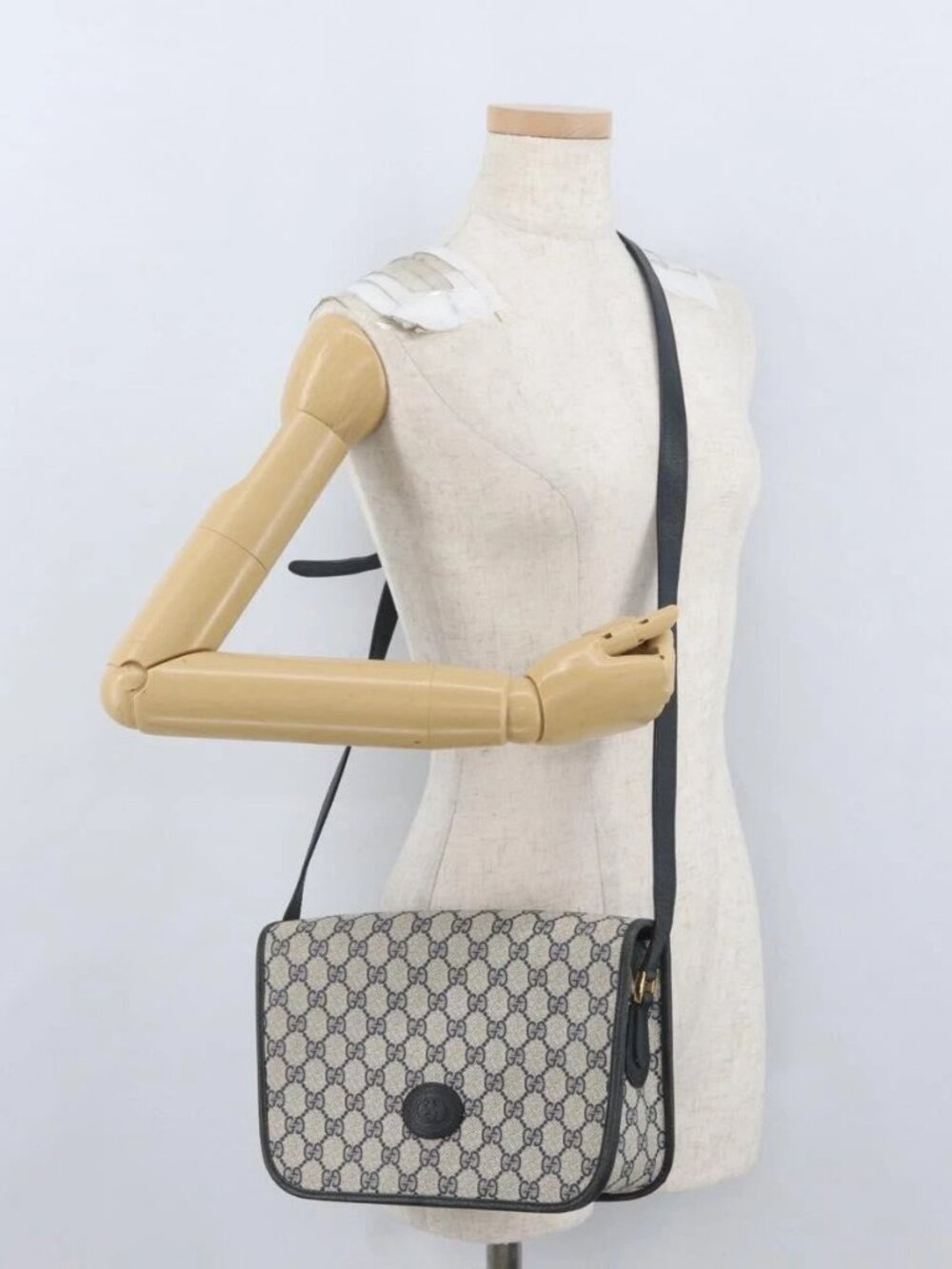 GUCCI GG Supreme Shoulder Bag PVC Navy Gold 001 904 0915 Auth BA11249